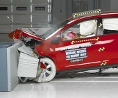 2011 Nissan Versa IIHS Frontal Impact Crash Test Picture